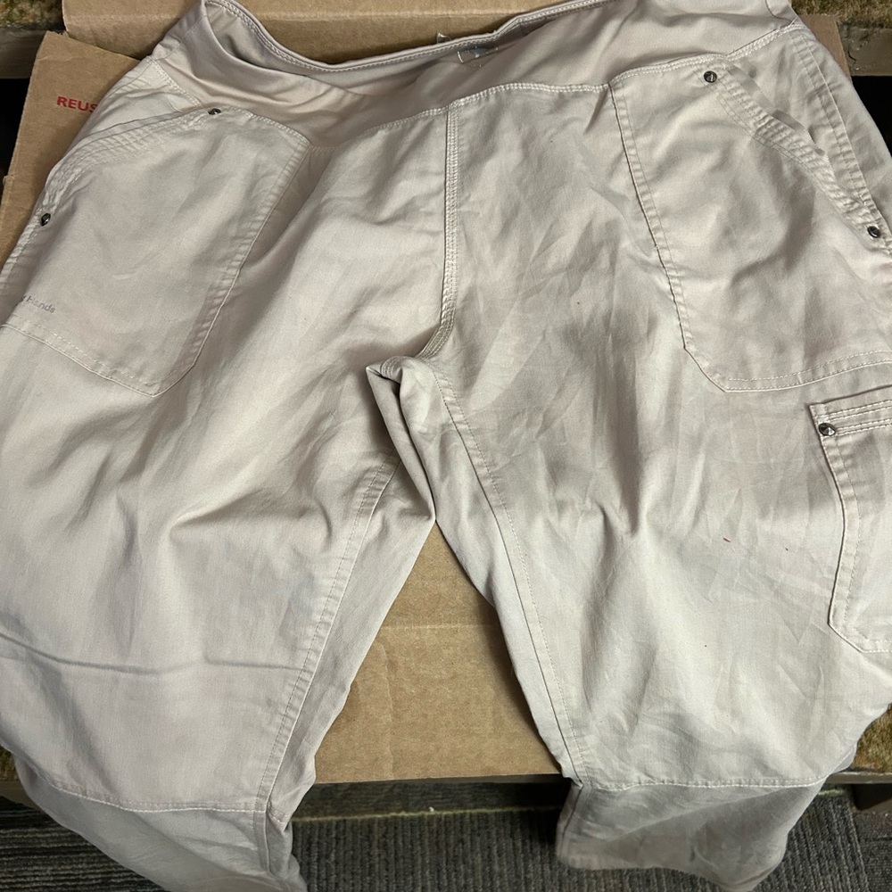 Healing Hands scrub Cargo Pants in Light brown